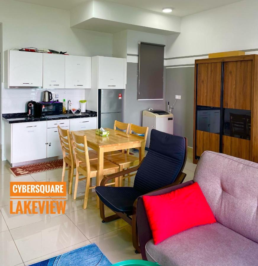 Cybersquare Lakeview With Netflix And Disney Hotstar 塞贝维 外观 照片